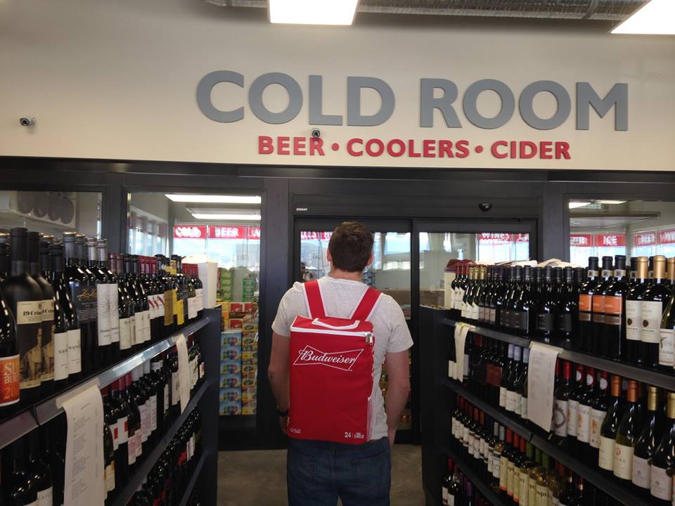 Commercial cold room for beer and beverage storage